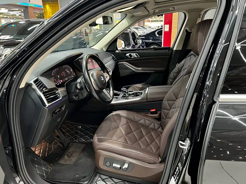 BMW X5 — миниатюра 14