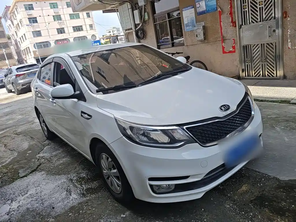 Kia K2 — миниатюра 4