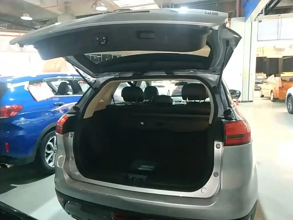 Geely Boyue — миниатюра 19