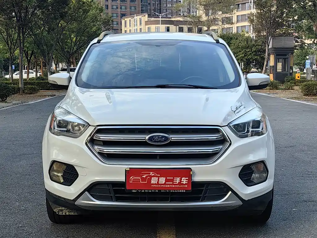 Ford Kuga — миниатюра 2