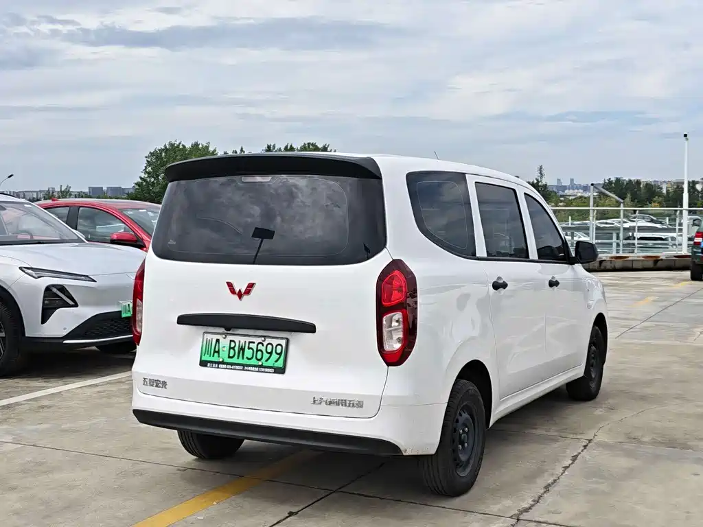 Wuling Hongguang EV — миниатюра 5