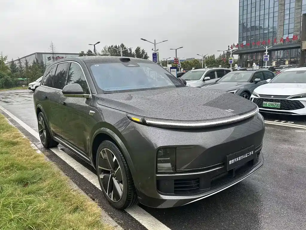 Li Auto Li L8 — миниатюра 3
