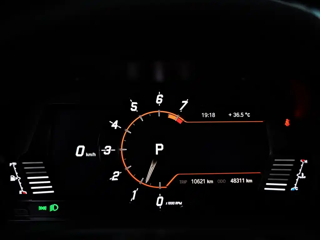 Toyota Supra — миниатюра 10