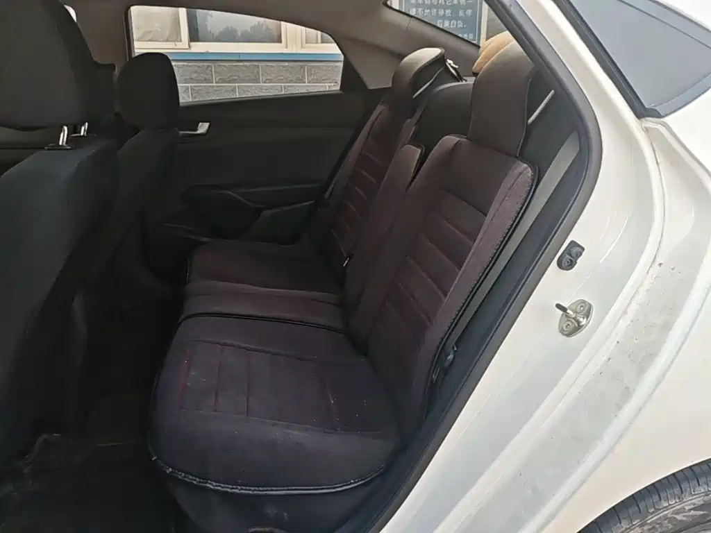Hyundai Verna — миниатюра 17