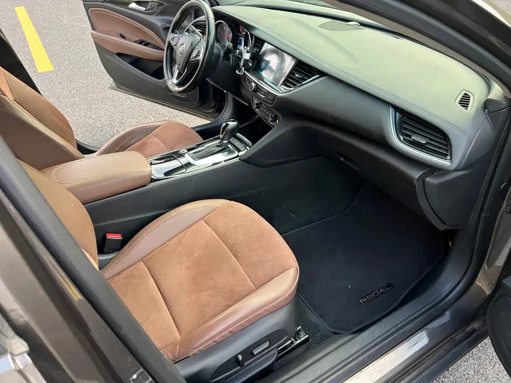 Buick Regal — миниатюра 11