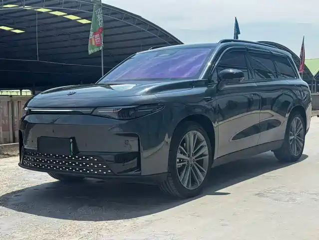 2025 Leapmotor C16