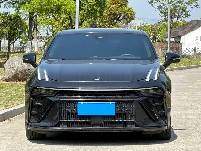 2020 Lynk & Co 03