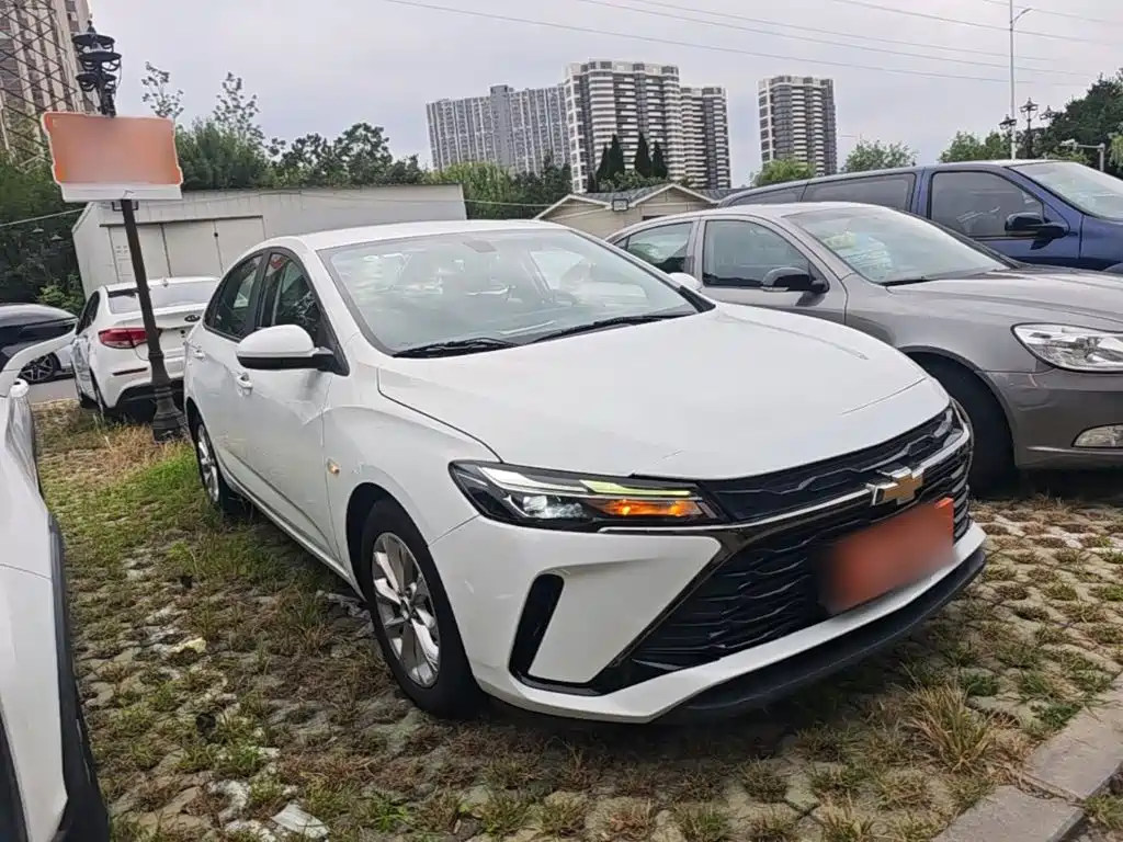 Chevrolet Monza — миниатюра 4