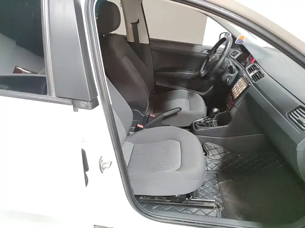 Volkswagen Santana — миниатюра 25
