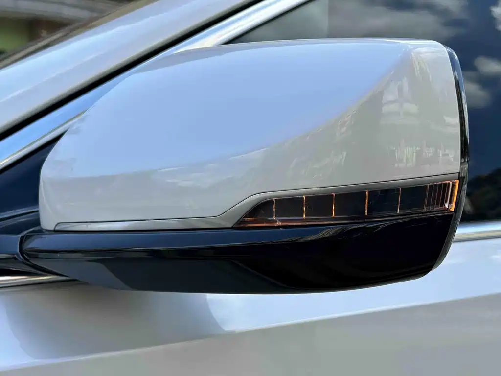 Cadillac CT5 — миниатюра 31