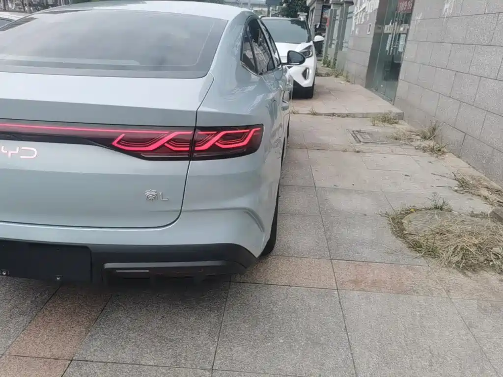 BYD Qin L — миниатюра 8