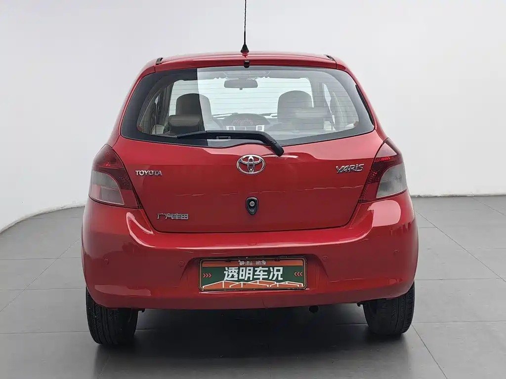 Toyota Yaris — миниатюра 4