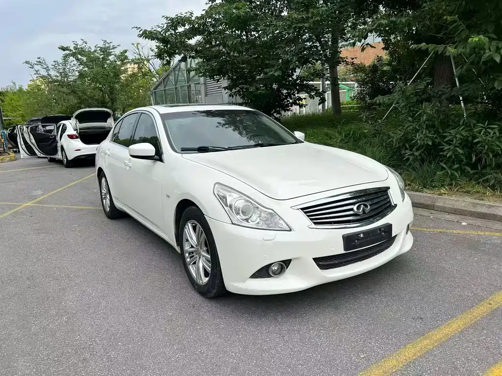 Infiniti G — миниатюра 3
