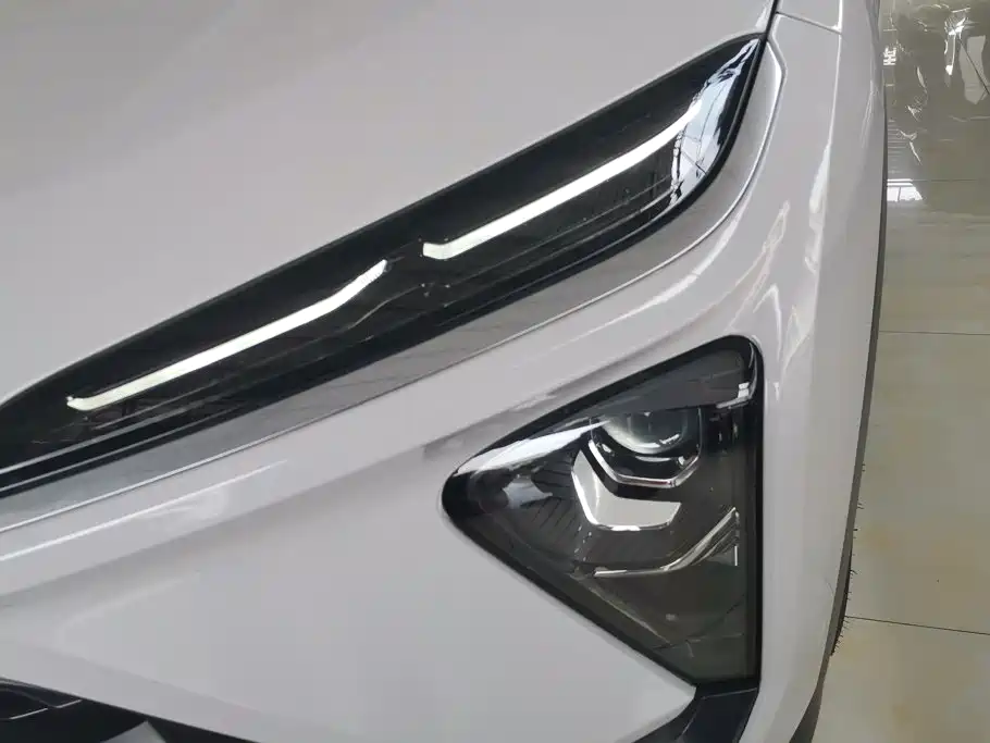 NIO EC6 — миниатюра 5