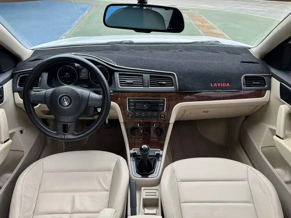 Volkswagen Lavida — миниатюра 14