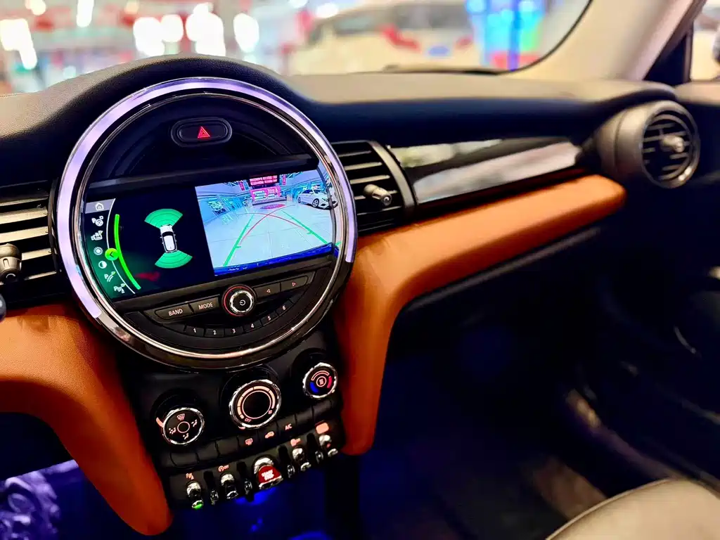 MINI Mini — миниатюра 6
