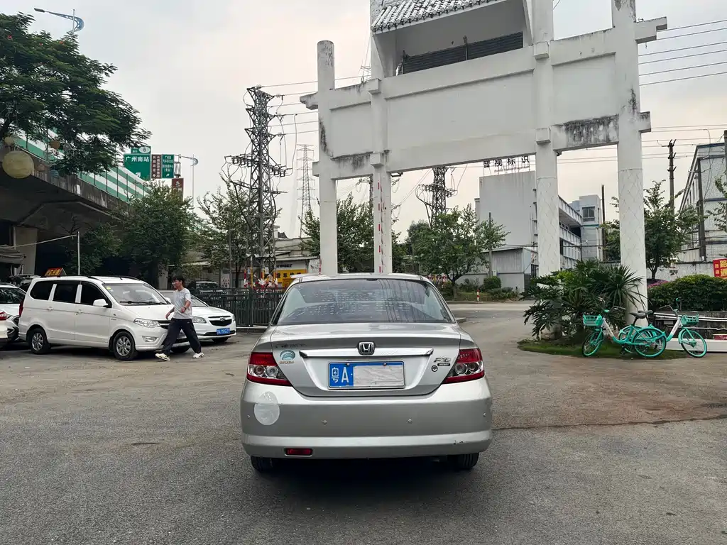 Honda Fit — миниатюра 6