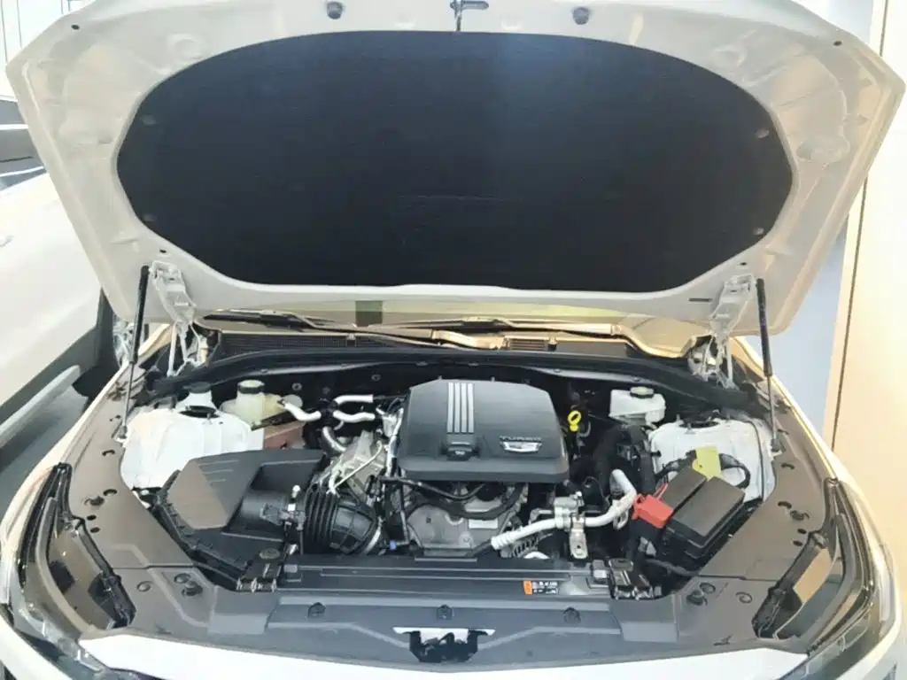 Cadillac CT5 — миниатюра 20