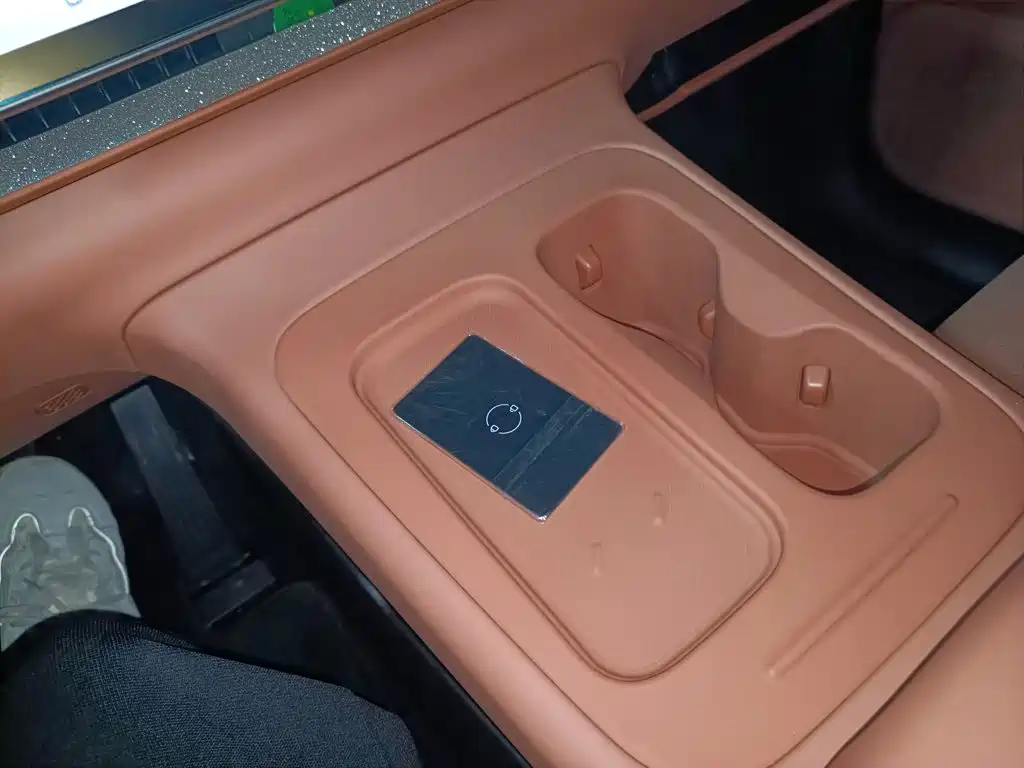 Leapmotor Leapmotor C10 — миниатюра 9