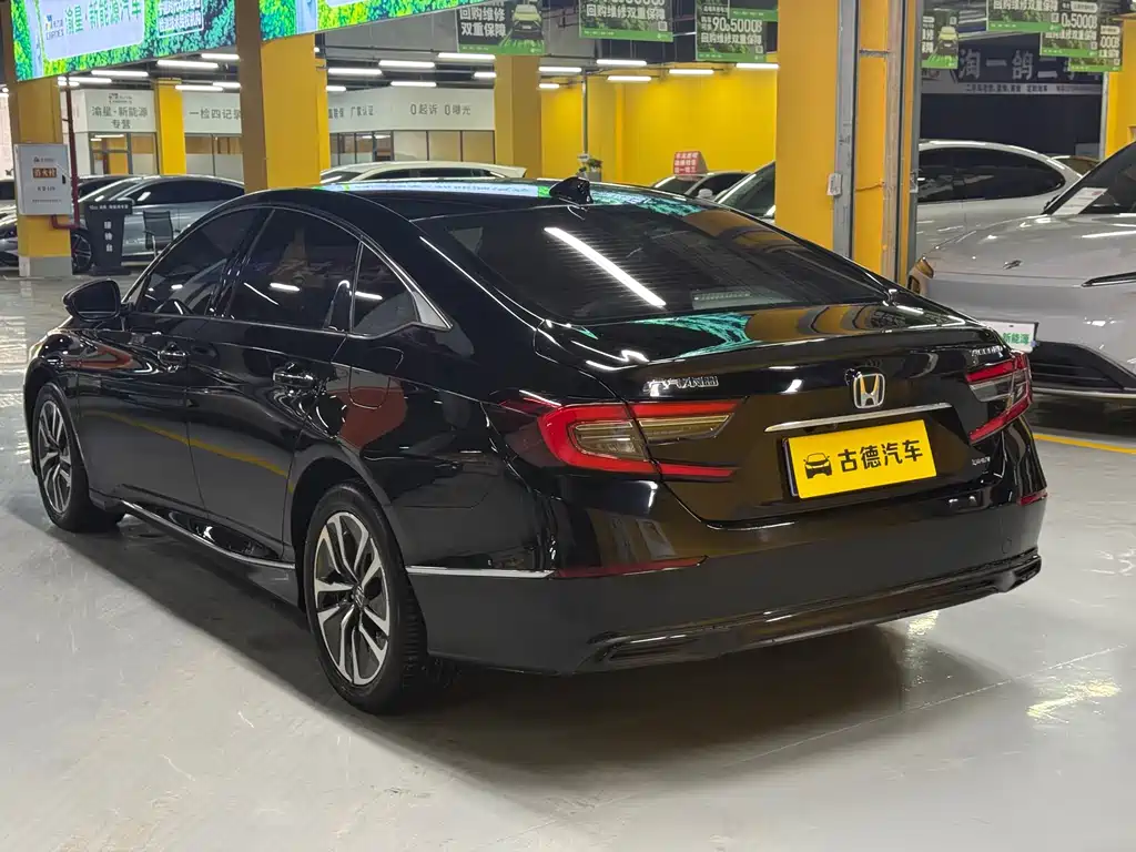 Honda Accord — миниатюра 5