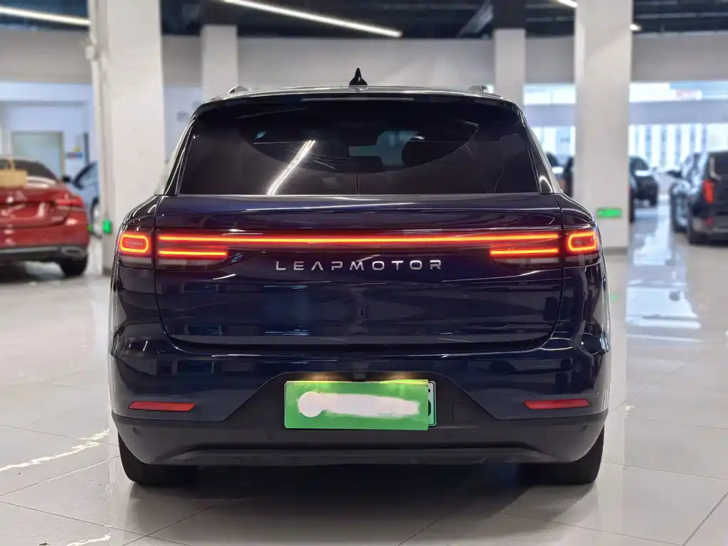 Leapmotor Leapmotor C11 — миниатюра 3