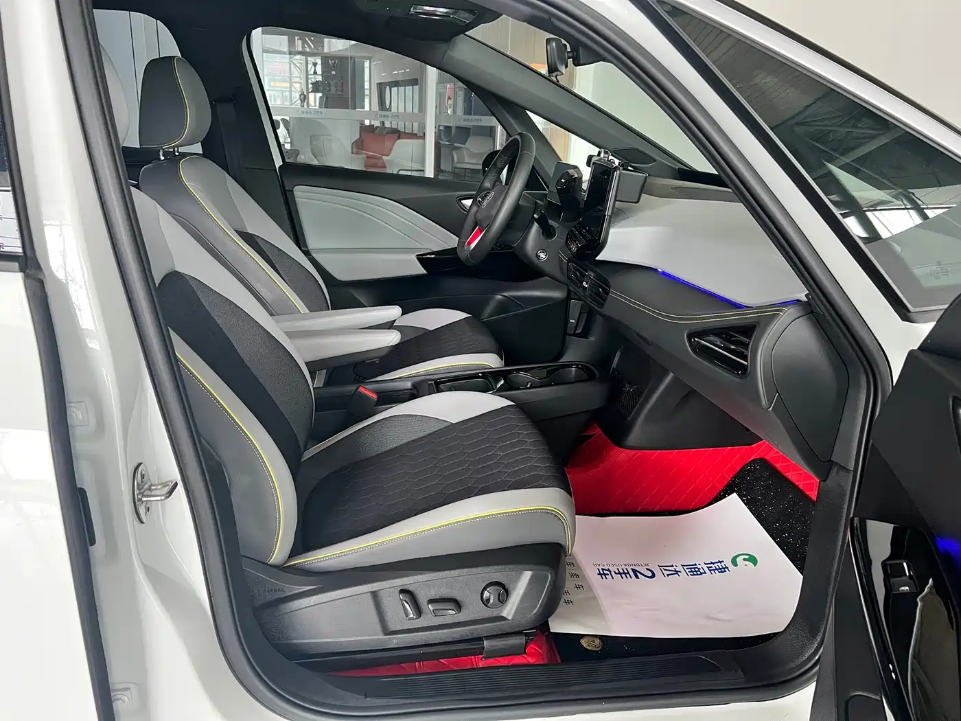 Volkswagen ID.3 2024 Белый из Китая, фото 3