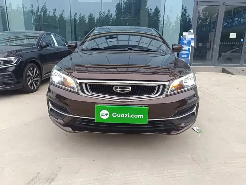 Geely Emgrand — миниатюра 3