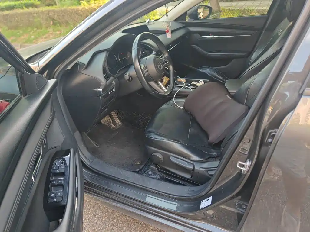 Mazda 3 Axela — миниатюра 17