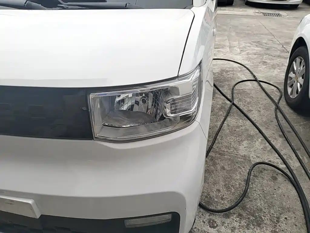 Wuling MINIEV — миниатюра 24