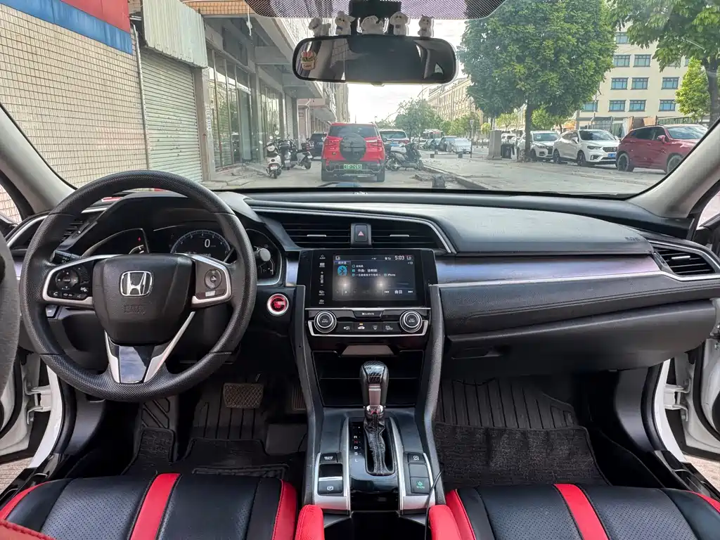 Honda Civic — миниатюра 14
