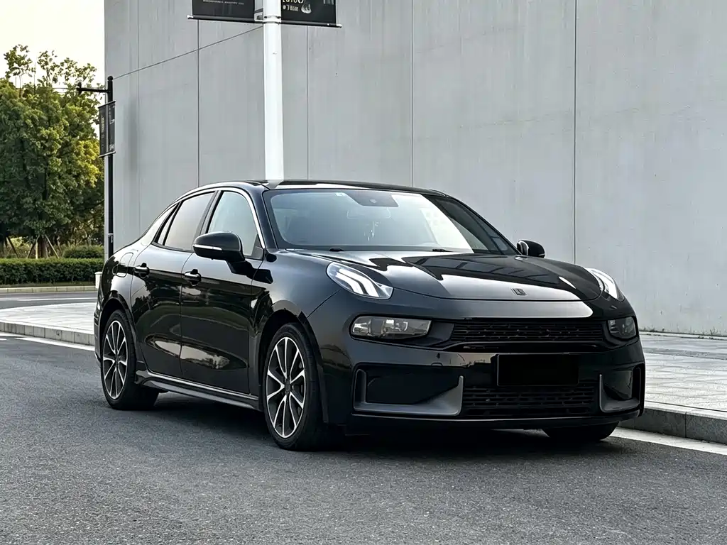 Lynk & Co 03 — миниатюра 4