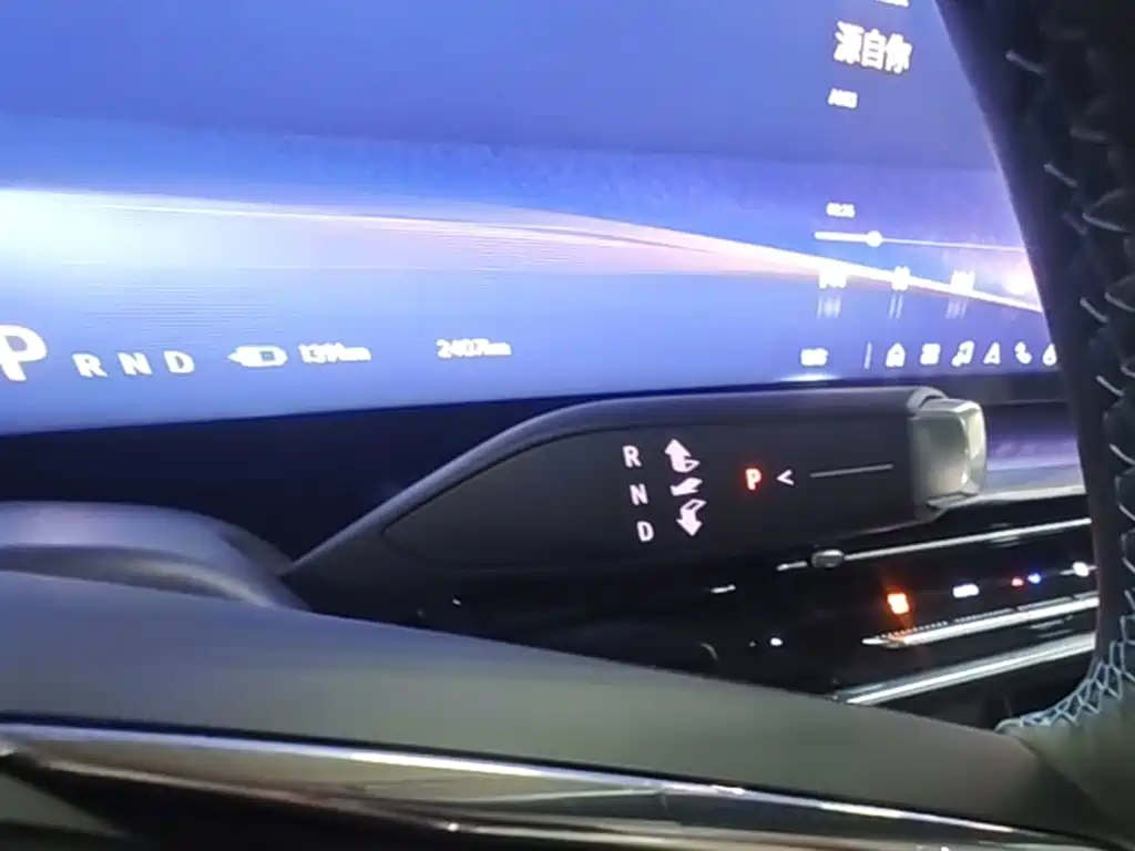 Buick E4 — миниатюра 14