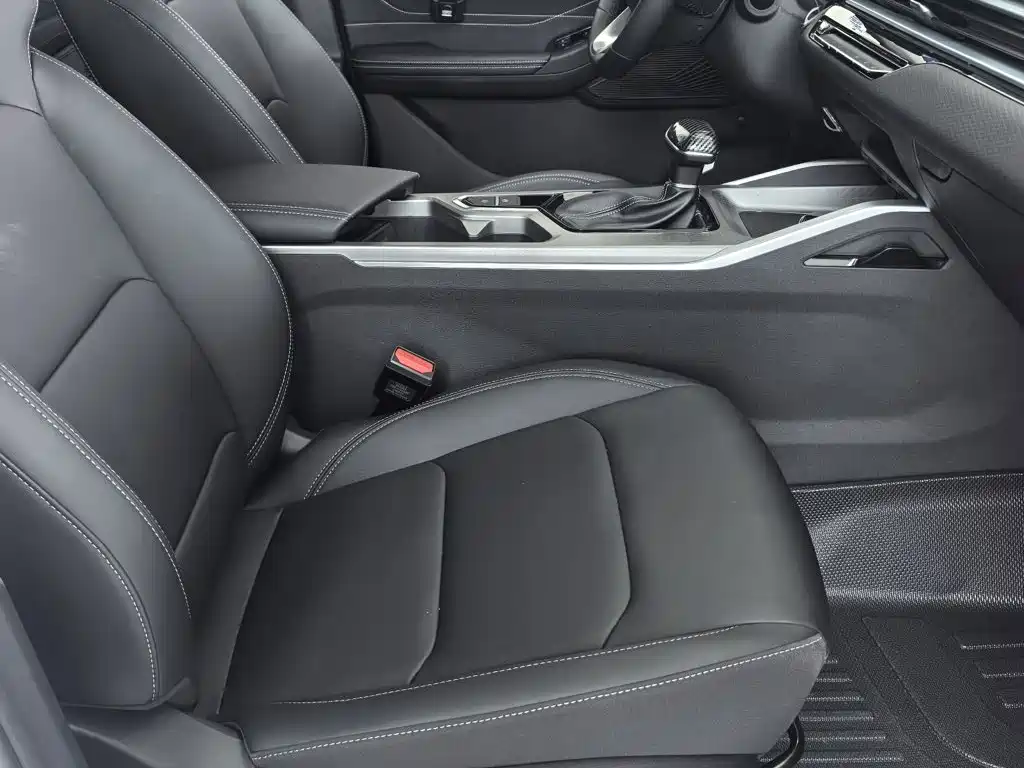 Geely Emgrand — миниатюра 10