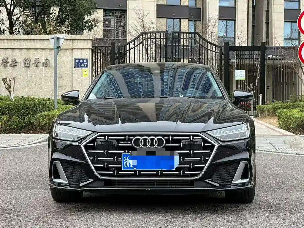 AUDI A7L