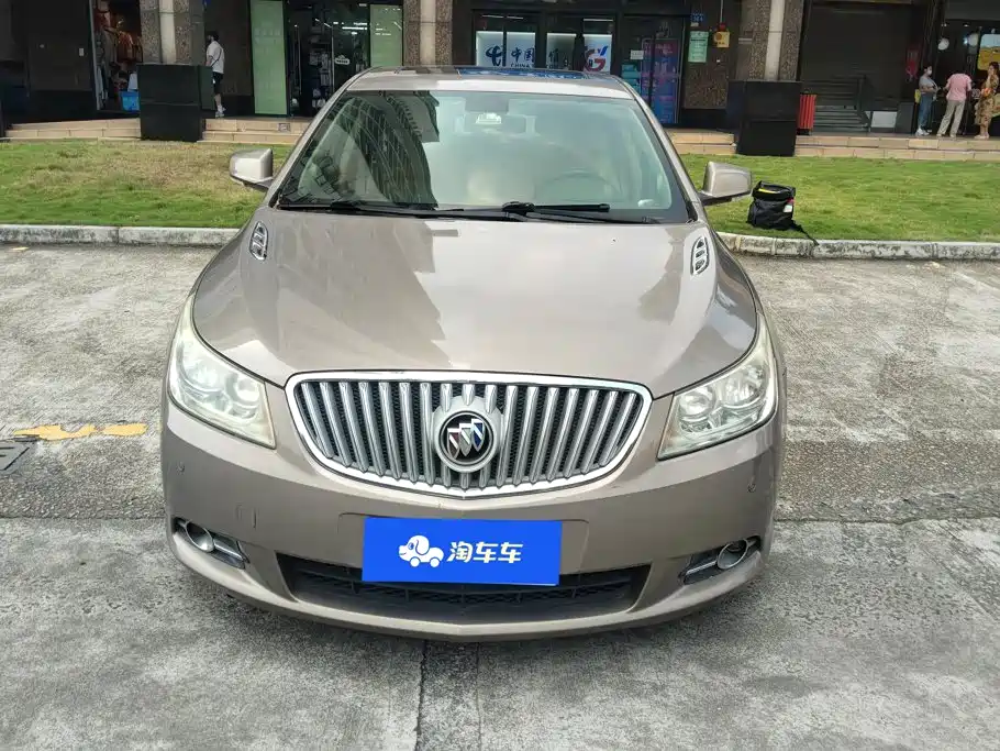 Buick LaCrosse — миниатюра 2