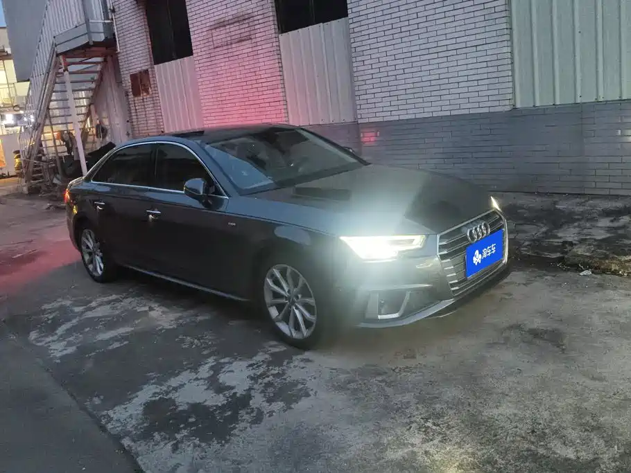 Audi A4L