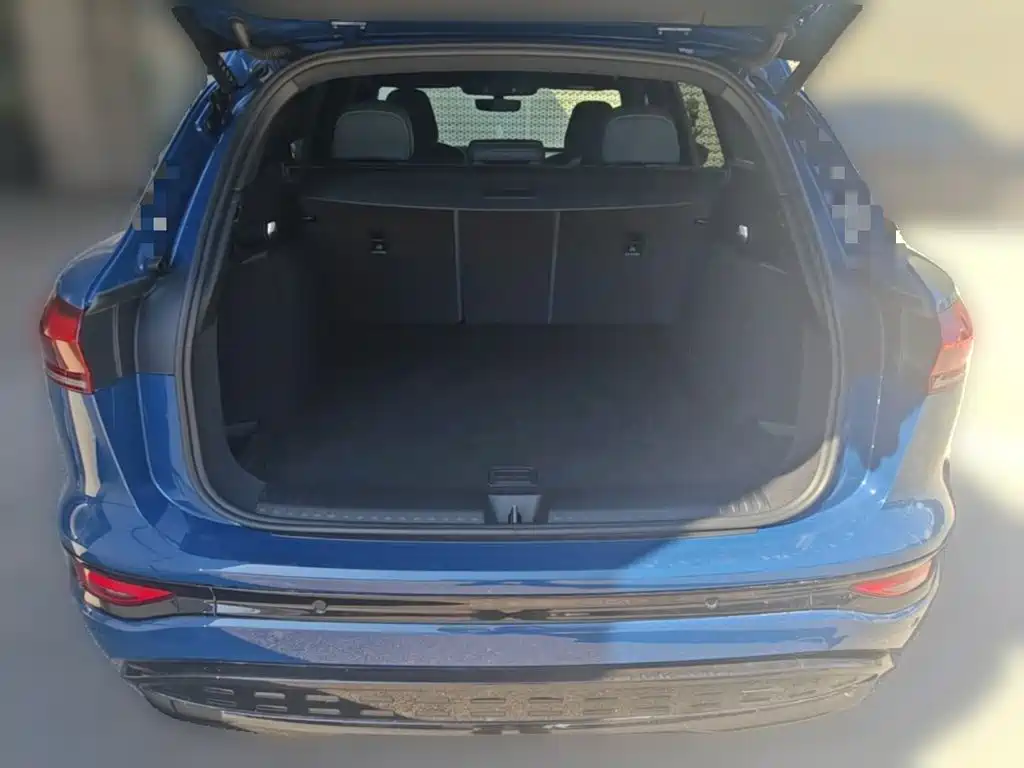 Audi Q6L e-tron — миниатюра 24