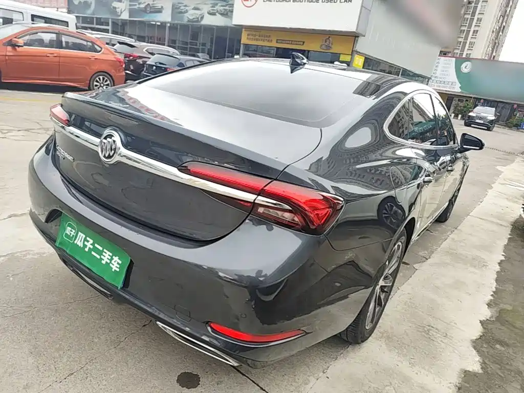 Buick LaCrosse — миниатюра 7