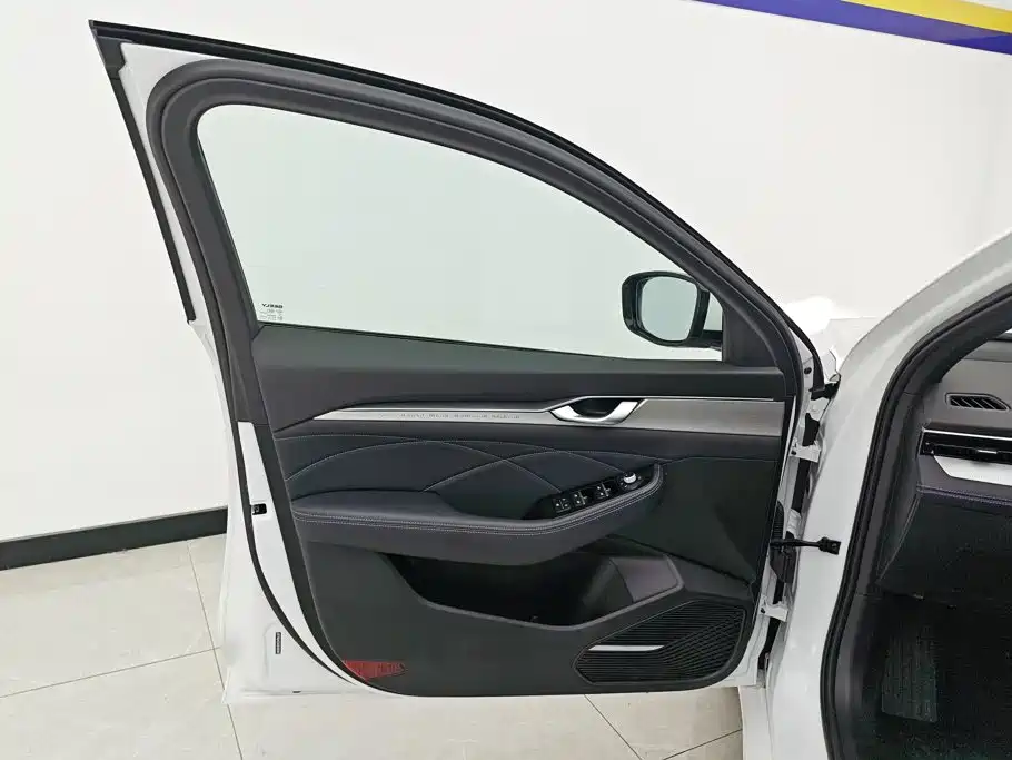 Geely Xingrui — миниатюра 7