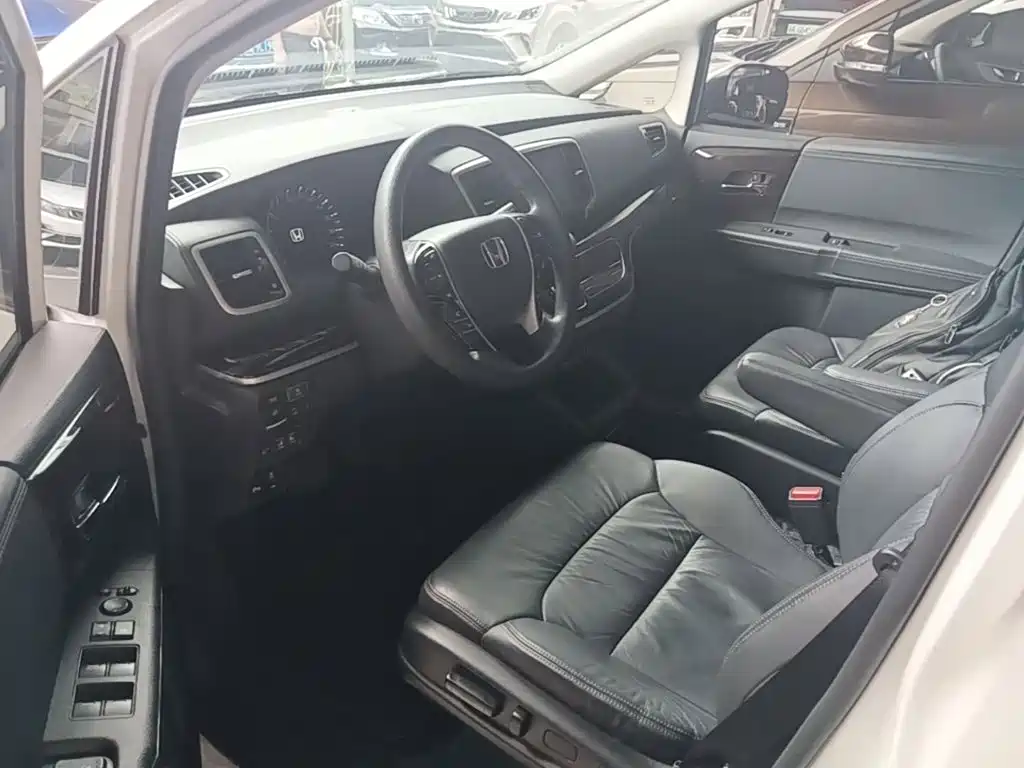 Honda Odyssey — миниатюра 16