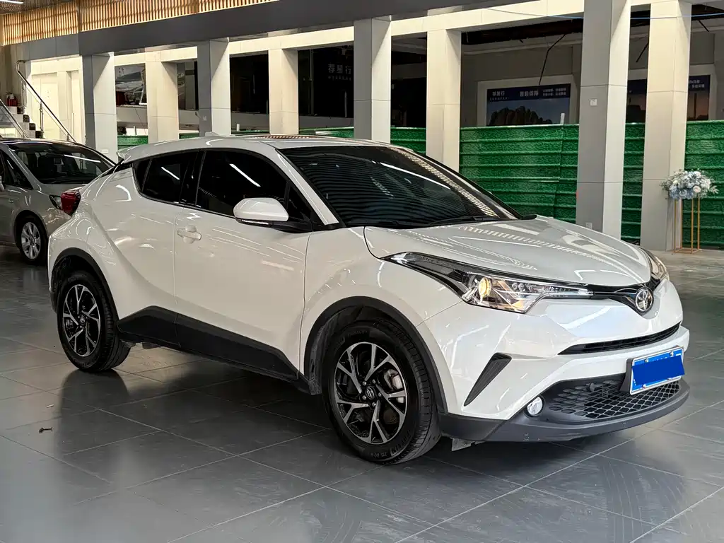 TOYOTA C HR