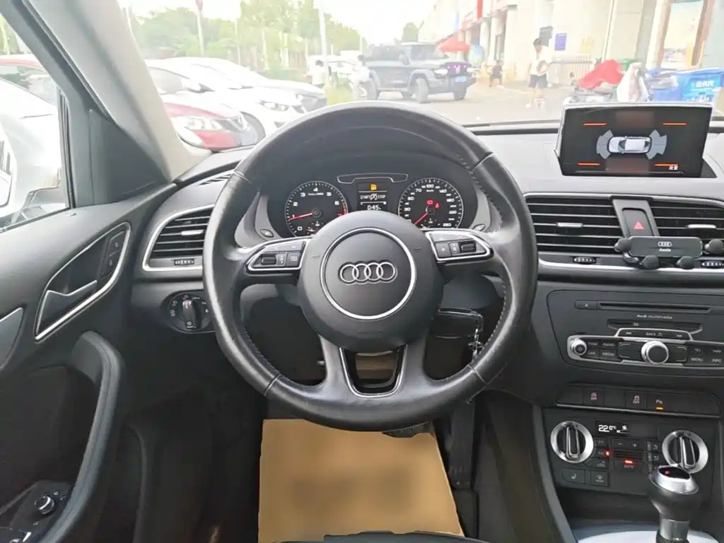 Audi Q3 — миниатюра 11