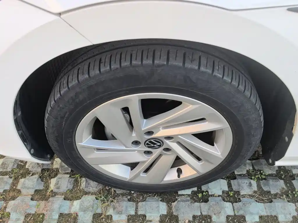 Volkswagen Lamando — миниатюра 23