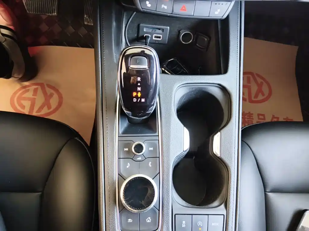 Cadillac XT4 — миниатюра 14