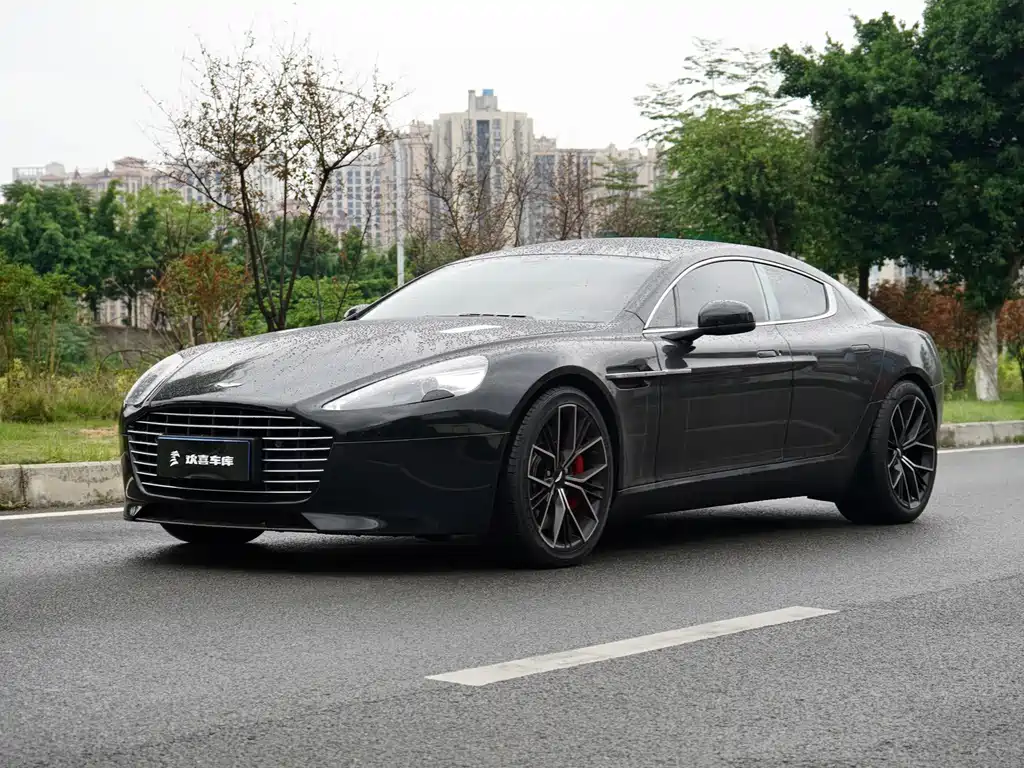 Aston Martin Rapide