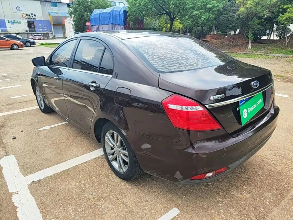 Geely Emgrand — миниатюра 5