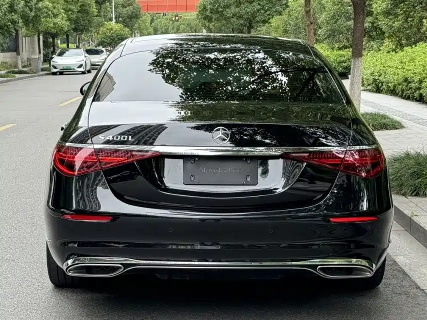 Mercedes-Benz S-Class — миниатюра 4