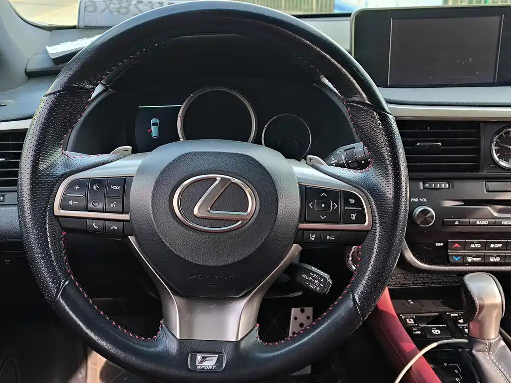 Lexus RX — миниатюра 19
