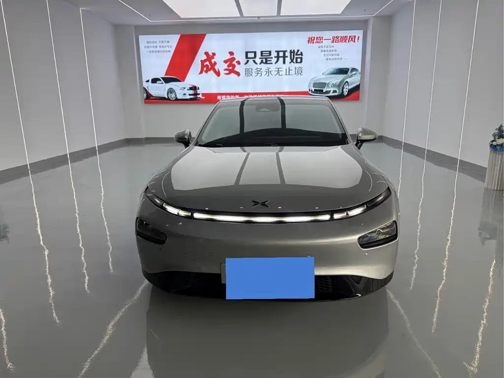 XPeng P7 — миниатюра 2