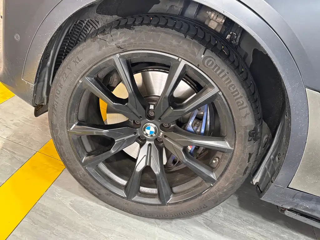 BMW X7 — миниатюра 12